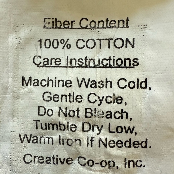 Adorable Llama Crib Quilt in gray - Picture 7 of 7